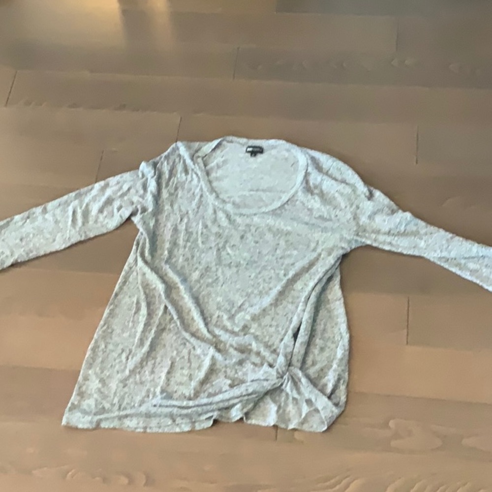 3/4 sleeve light grey sweater